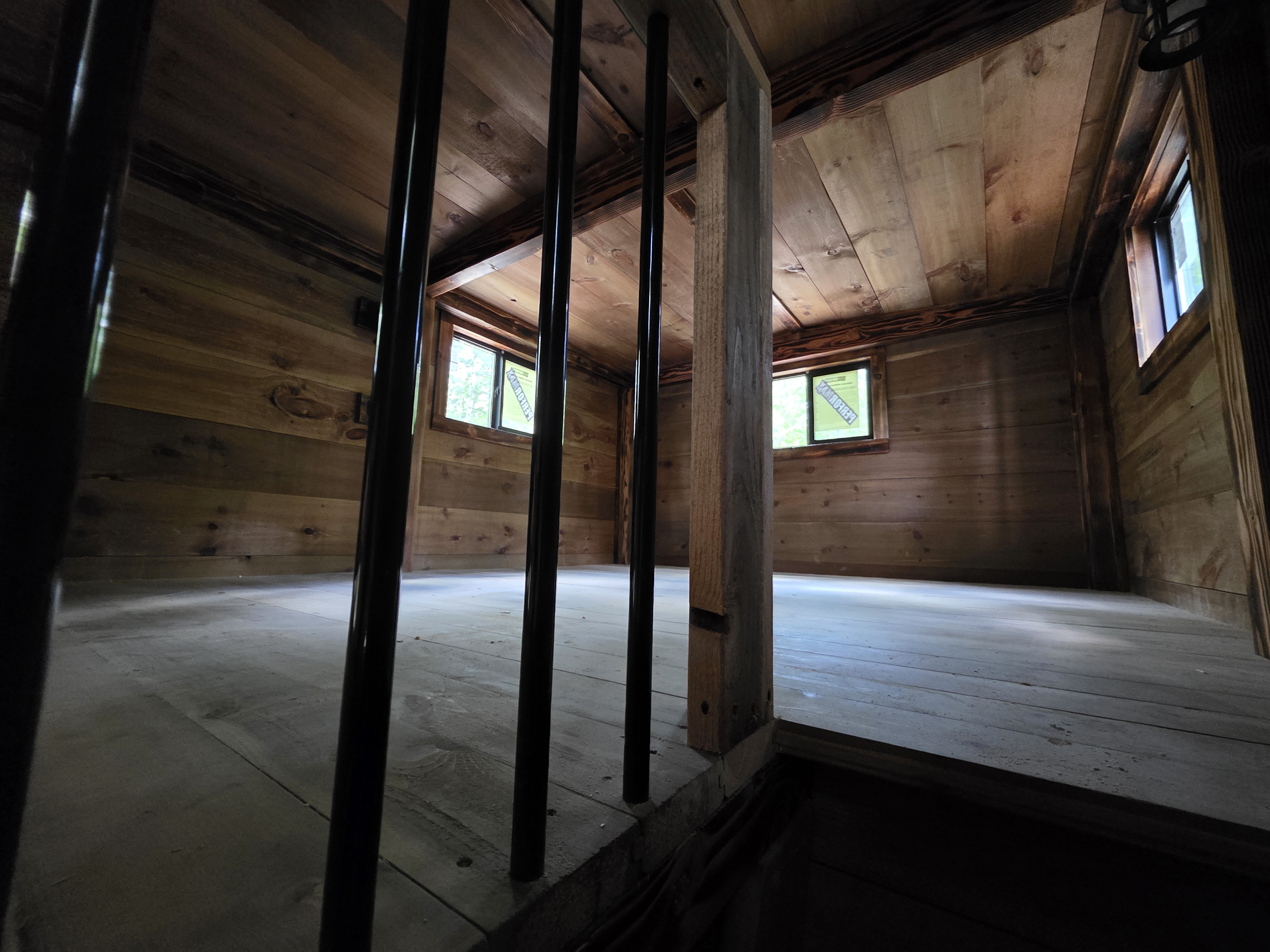 Cabin 200